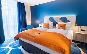 Holiday Inn - The Niu, Stream Moenchengladbach